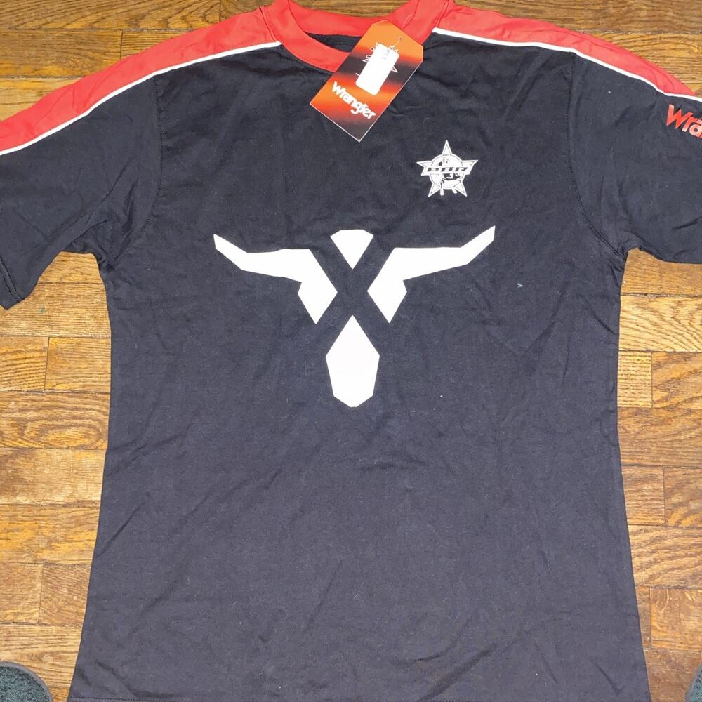 NEW Wrangler PBR Logo Shirt Mens Medium Black Crew Neck Cotton Knit Bull Riding